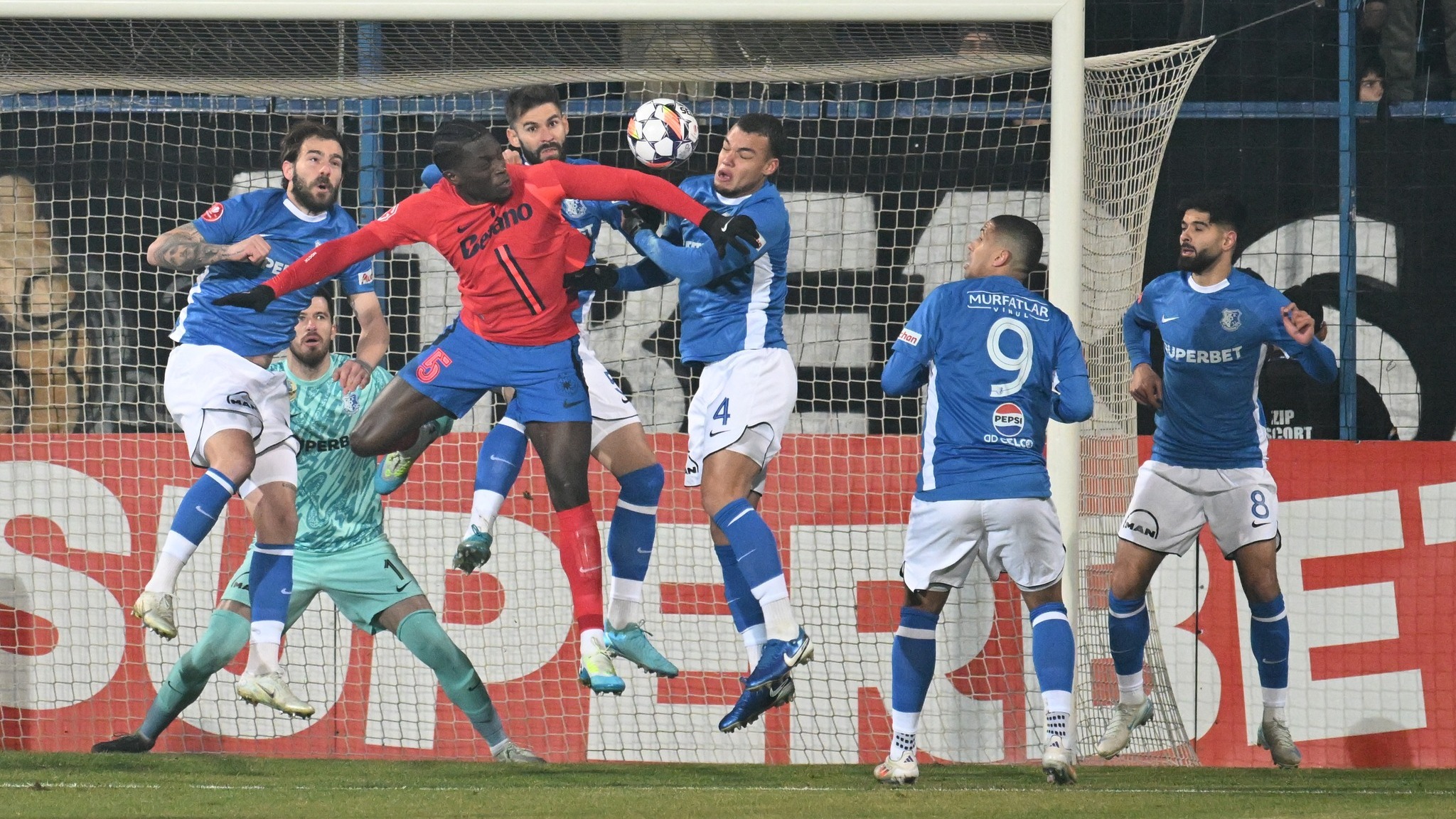 Farul Constanța - FCSB 1-1. Remiză la malul mării