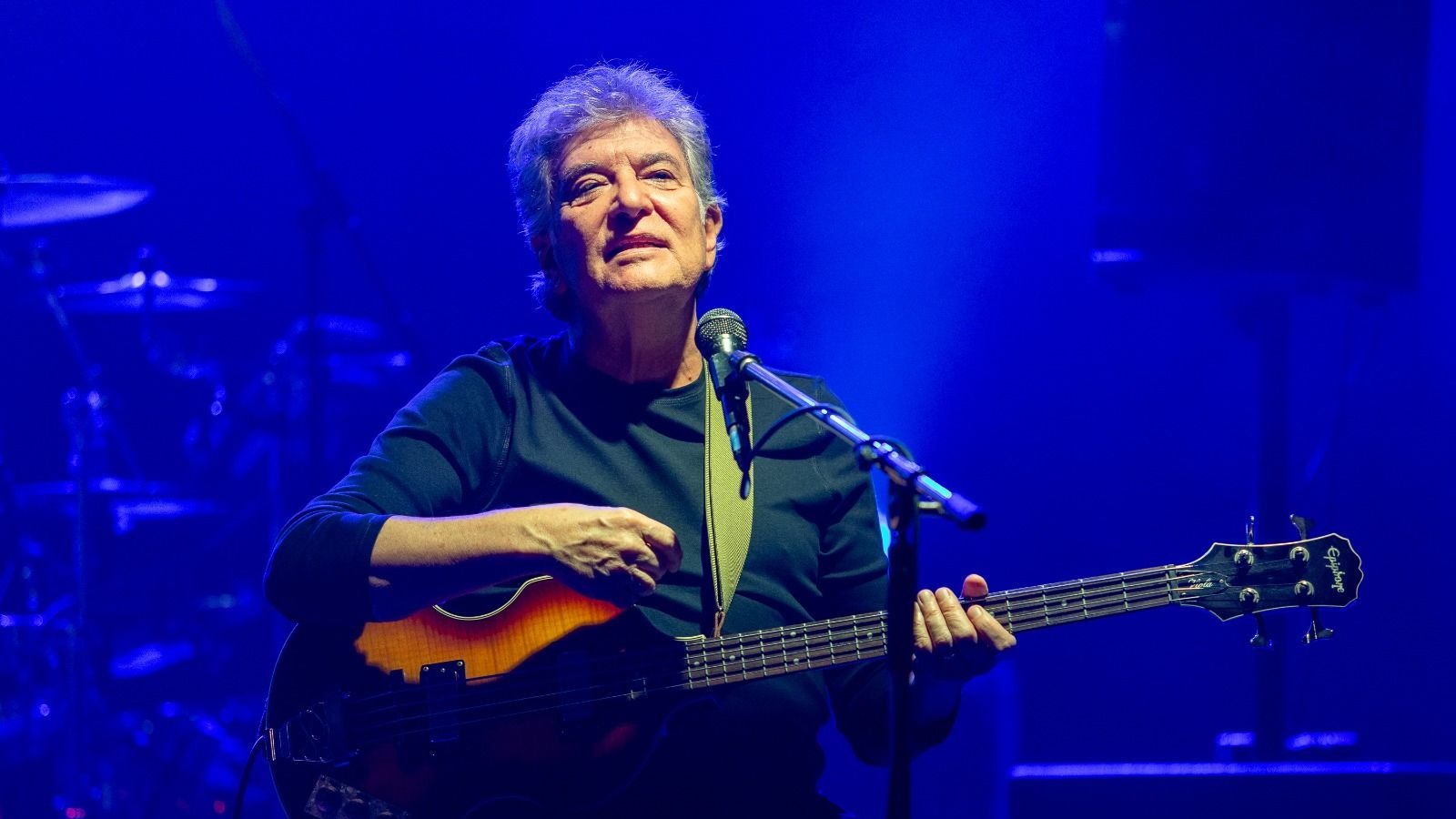 mugurel vrabete holograf